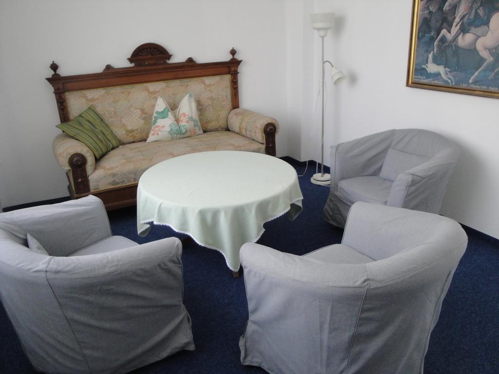 Bed & Kitchen Burgau 아파트 외부 사진